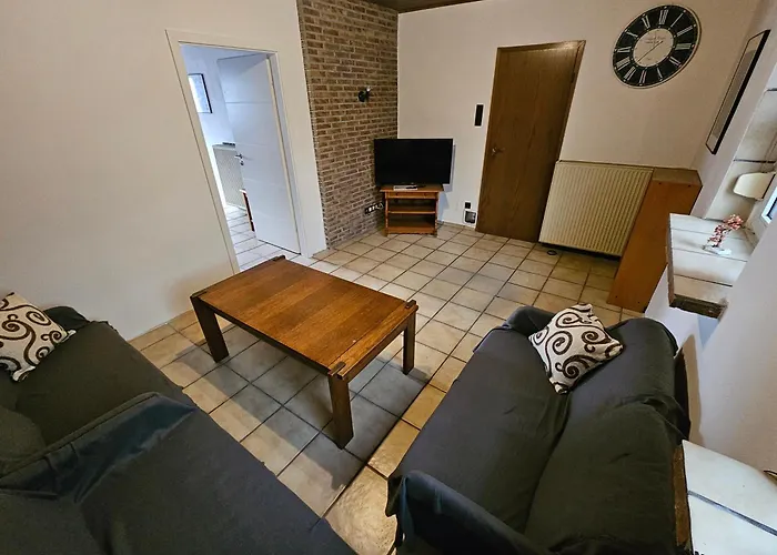 Linden 27 Apartment *